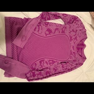 Lululemon long sleeve shirt